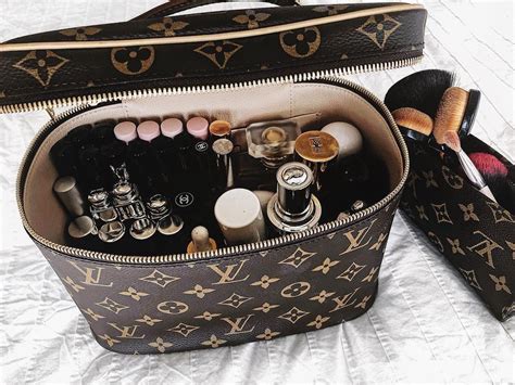 louis vuitton makeup bag nl|authentic louis vuitton makeup bag.